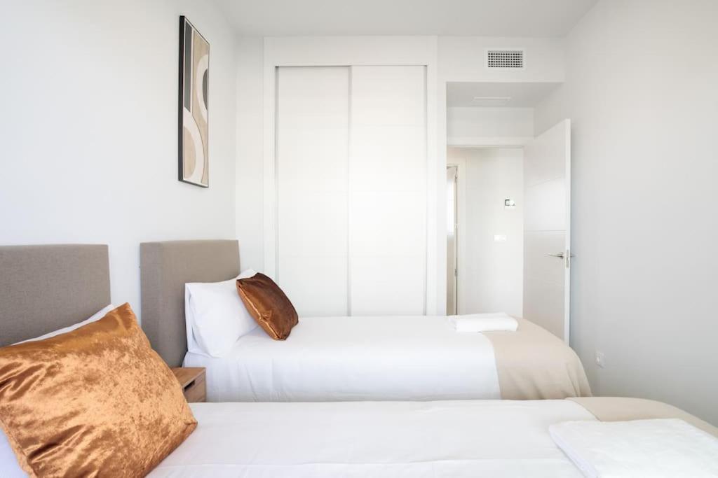 Arenales Terrace Refugee New Apartment With Pool And Gym Arenales del Sol Exterior foto